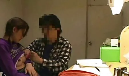 紳士と午前中に若い軽薄な、狂ったような妹と最大の喜びを達成する 動画 女性 av