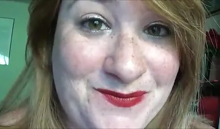 黒人女性の従順なセックス 動画 エッチ 女性