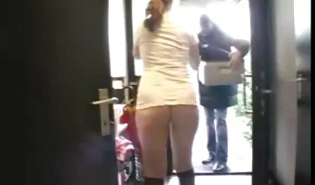 ジューシーな黒檀bitch舐めている濡れ茶色pussies av 女性 玩具