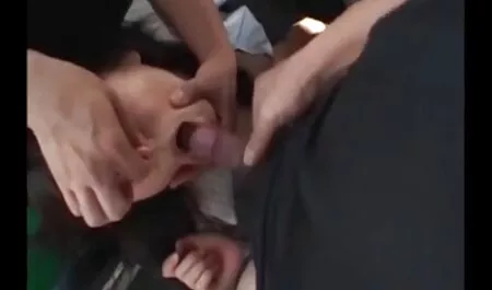 ポルノモデルは男を拒否できません 女性 動画 クンニ