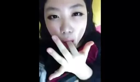 警察の同僚は、車の会社で懸命に働く 動画 アダルト 女性
