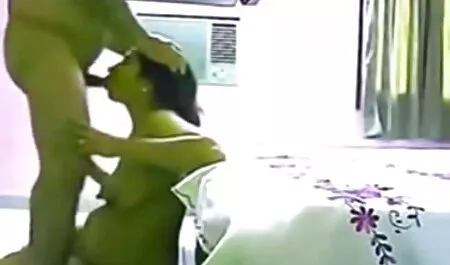 成熟した金髪の猫は、快適なバイブレーターでいたずらを嫌いません 動画 女性 セックス