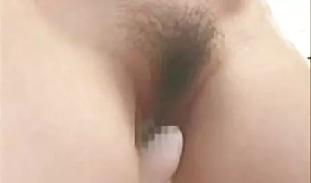 大きなお尻milf乗り物手錠の男硬水タップ 女性 動画 サンプル