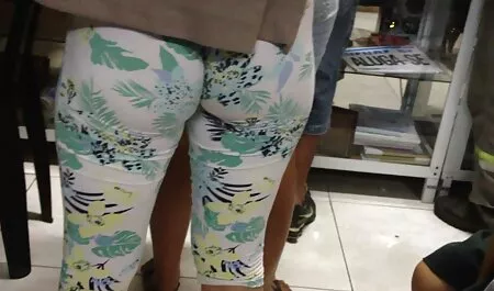 本当にソファの上に通常の残りの部分を中断することを望む 女性 動画 エッチ