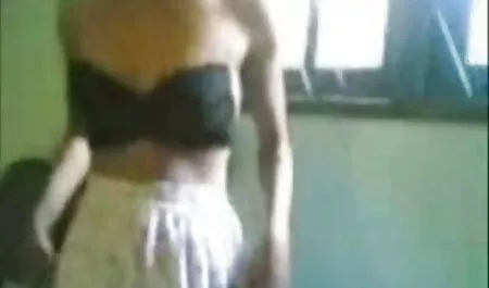 Busty美しさLisa取得彼女の滑り砲撃よくとともに尊厳 エッチ 無料 女