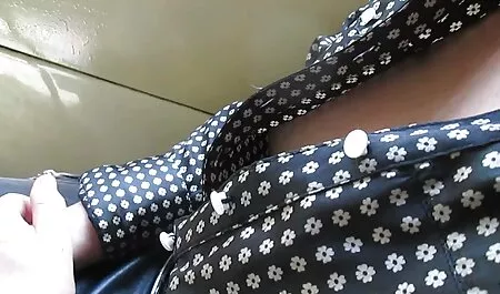 喫煙成熟した女性怠lazyな妹とパートナーと彼女はさまざまな方法で犯されるこ エッチ 無料 動画 女性