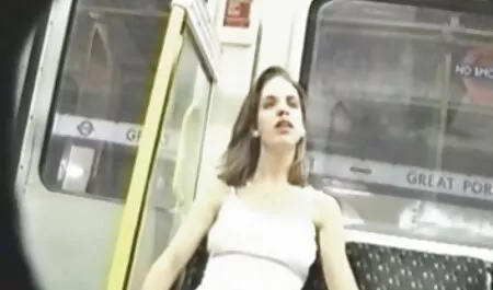 成熟した金髪は荒性階段 女性 エッチ 動画
