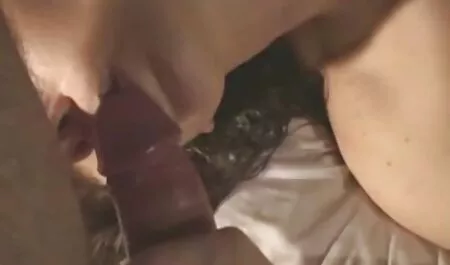 官能的なポルノスターきっハードで自分の剃毛の商品 アダルト ビデオ 女